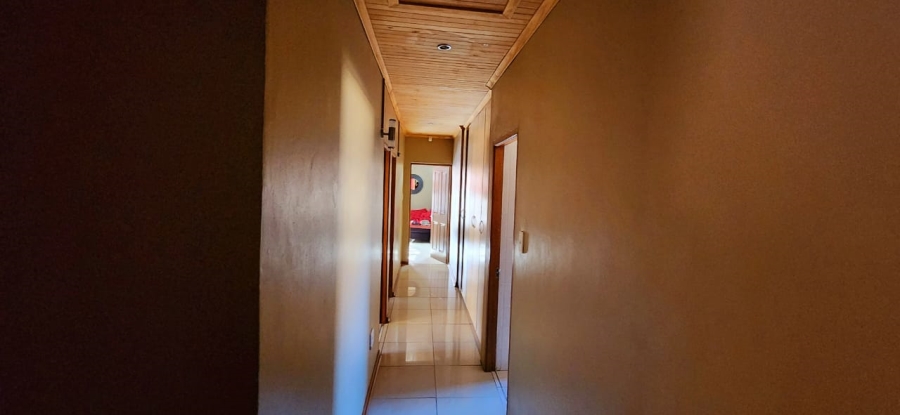 3 Bedroom Property for Sale in Hillcrest Northern Cape